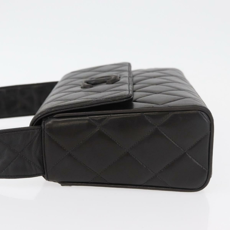 【日本直送】香奈兒 (CHANEL) Matelasse 羊皮單肩包，黑色，金色雙C標誌，正品編號 175105SAV-4