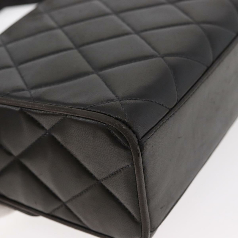 【日本直送】香奈兒 (CHANEL) Matelasse 羊皮單肩包，黑色，金色雙C標誌，正品編號 175105SAV-16