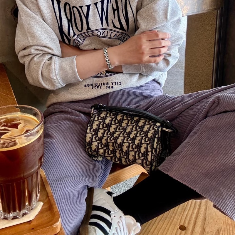 Dior迪奧Oblique刺繡老花圓筒包單肩斜挎包👜-28