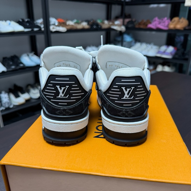 LV路易威登 trianer路易威登 黑白牛仔 板鞋 36.5碼-2