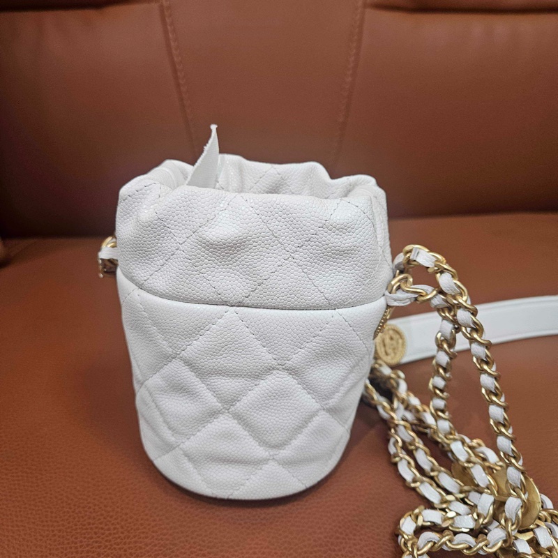 Chanel/香奈兒 22A 白色 金幣 mini抽繩 水桶包小水桶 單肩斜挎包 小廢包 附件：防塵袋 尺寸：11*9cm-1