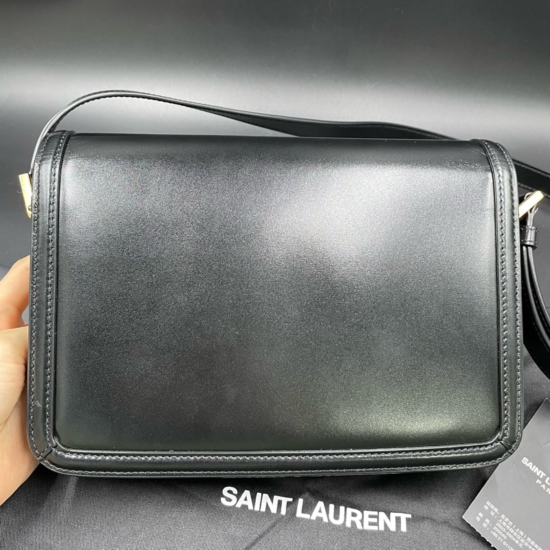 聖羅蘭/Saint laurent MONOGRAM肩背包  牛皮革 23 x 16 x 6 附件：塵袋-1