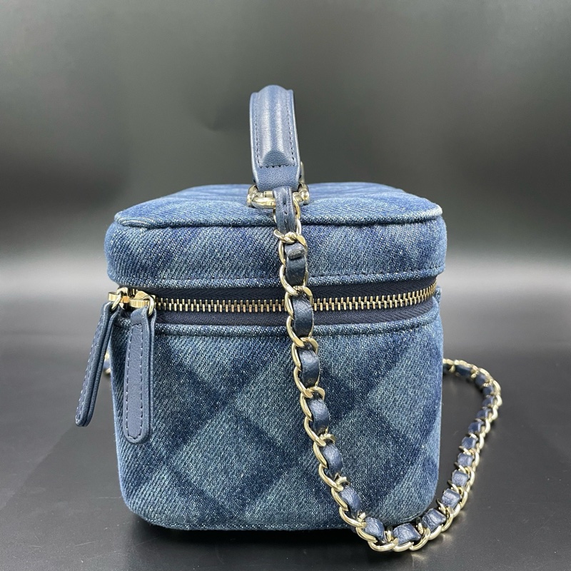 香奈兒/Chanel深藍色牛仔丹寧化妝盒手提斜挎包 15*11*12 芯片款-4