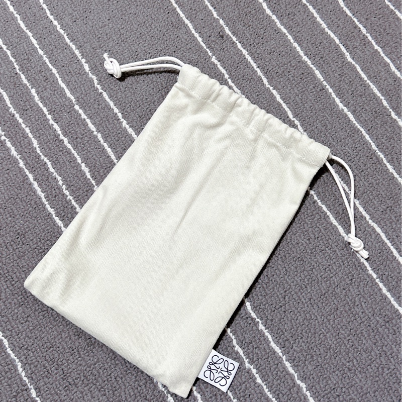 LOEWE 荔枝皮卡其色長夾-26