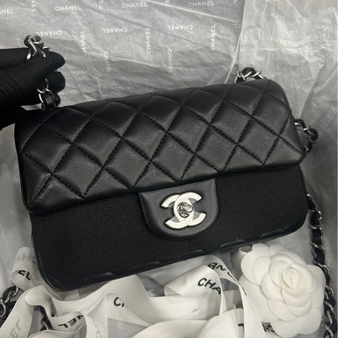 近新帶膜✨ 全配🈶購證 香奈兒黑銀Cf mini 20cm