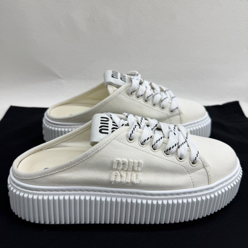 MIU MIU繆繆刺繡字母徽標 穆勒鞋 EVA女款 象牙白37.5碼-3