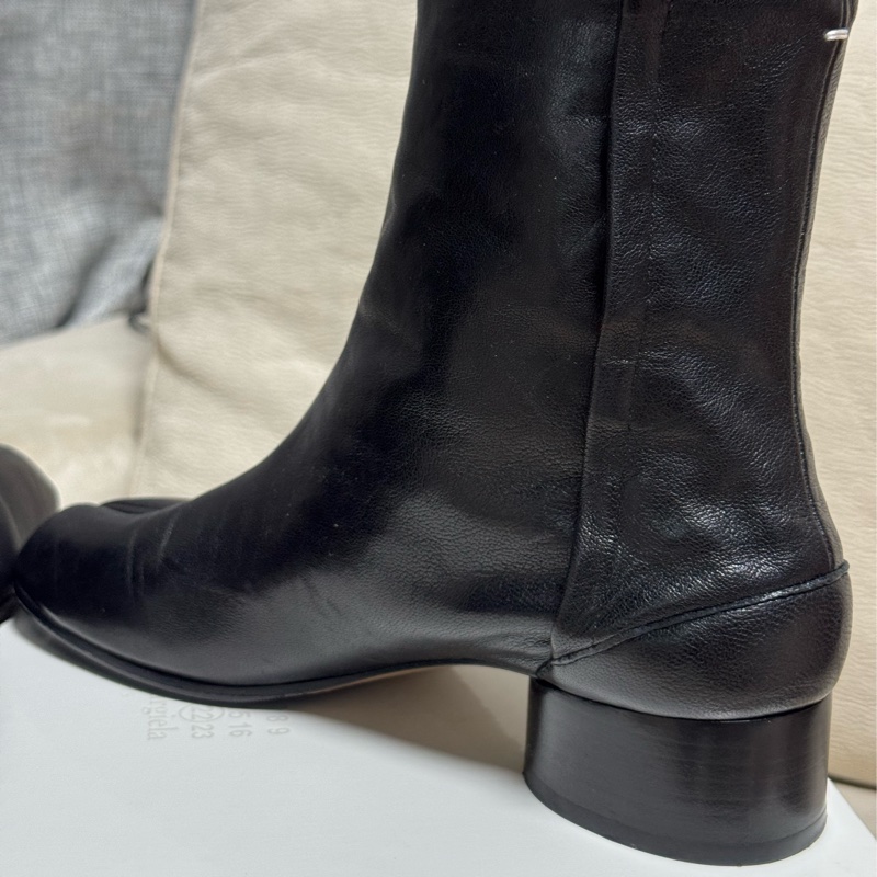 Maison Margiela tabi boots 3cm, size 38-5