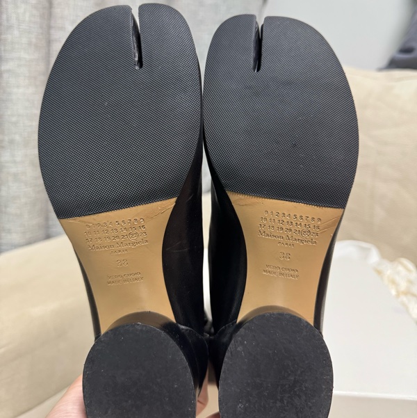 Maison Margiela tabi boots 3cm, size 38-9