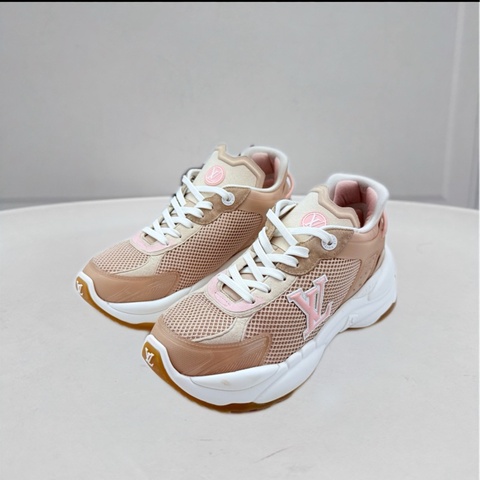 97🆕Louis vuitton 路易威登 lv run55運動鞋 尺碼：37