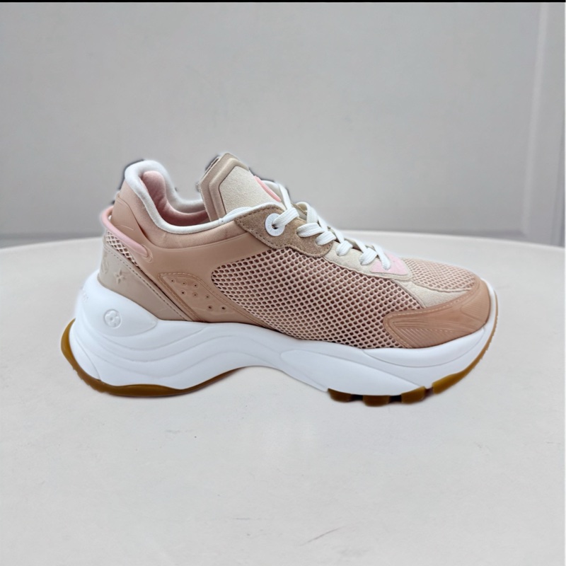 97🆕Louis vuitton 路易威登 lv run55運動鞋 尺碼：37-5