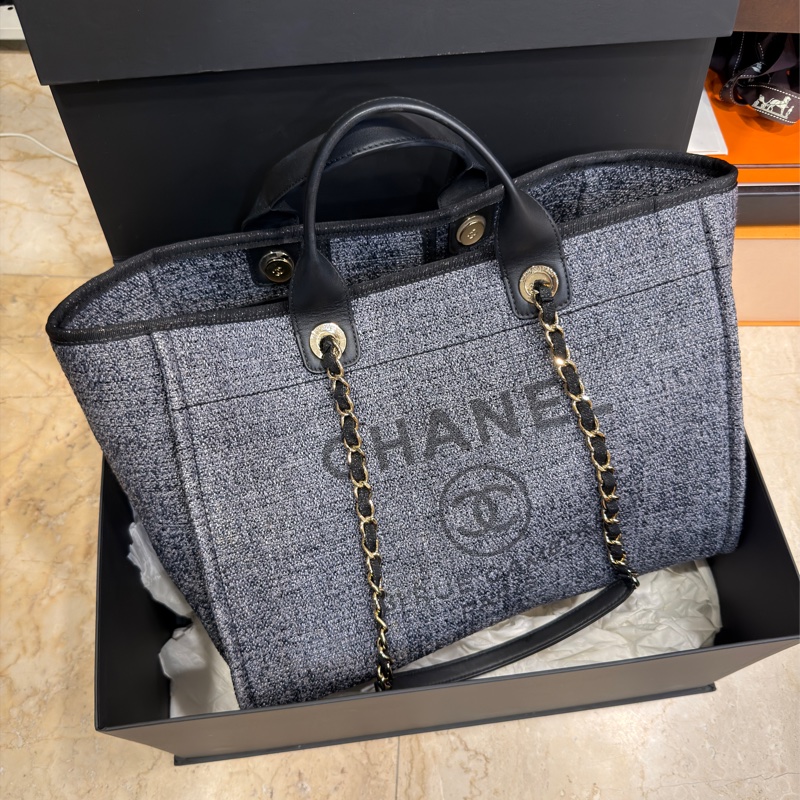 #近新閒置 #全配🈶購證 香奈兒海軍藍沙灘包中號 #金旻奎同款🔥-7