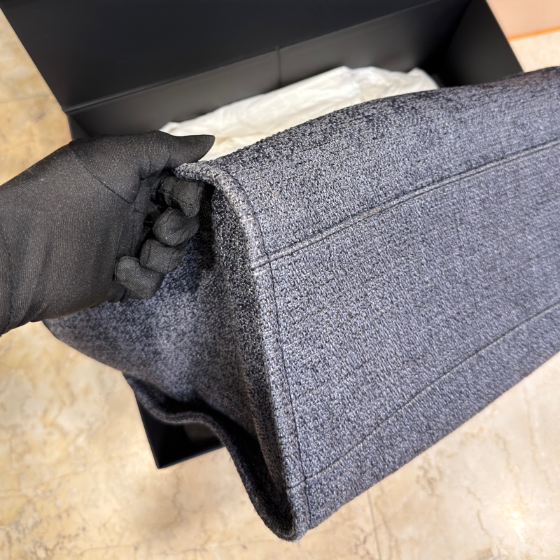 #近新閒置 #全配🈶購證 香奈兒海軍藍沙灘包中號 #金旻奎同款🔥-12