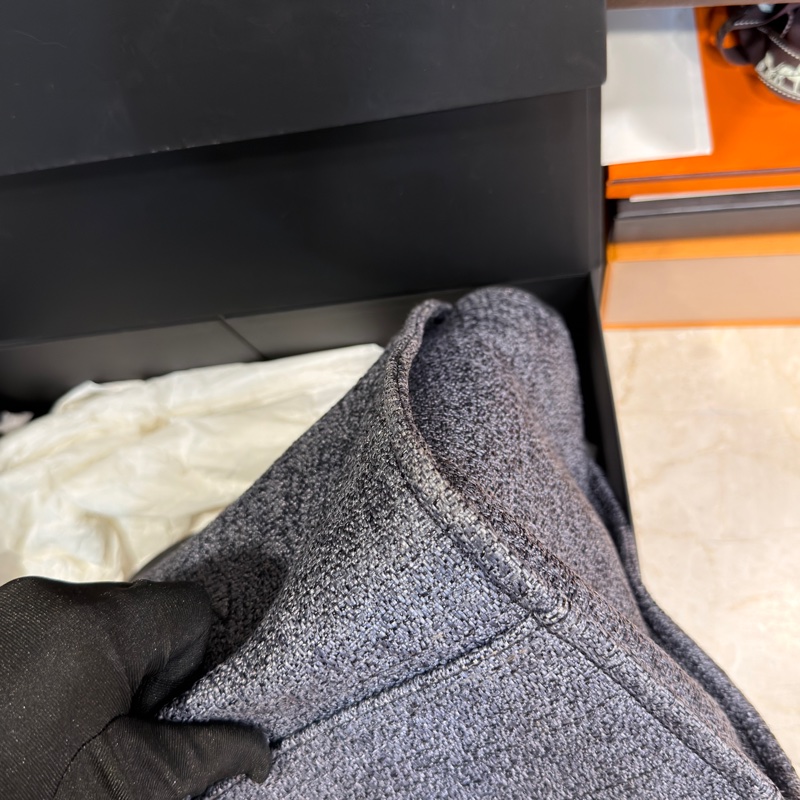 #近新閒置 #全配🈶購證 香奈兒海軍藍沙灘包中號 #金旻奎同款🔥-14