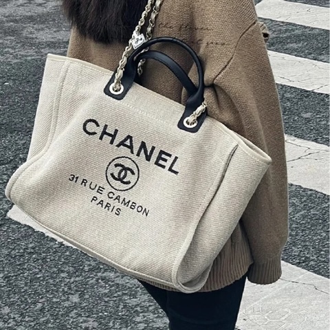 #近新閒置 #芯片款 #全配🈶購證 香奈兒熊貓配色沙灘包 小鞥#夏天必備🔥