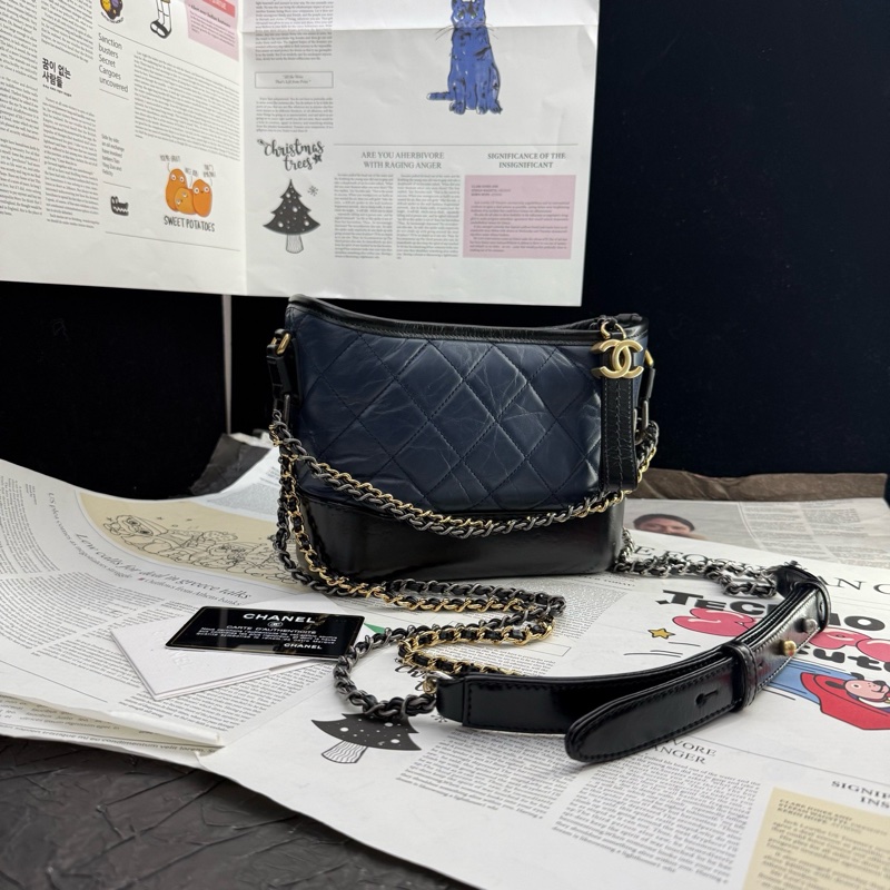 Chanel香奈兒 Gabrielle流浪包小號 藍拼黑菱格紋鏈條包 97新26開有卡-1