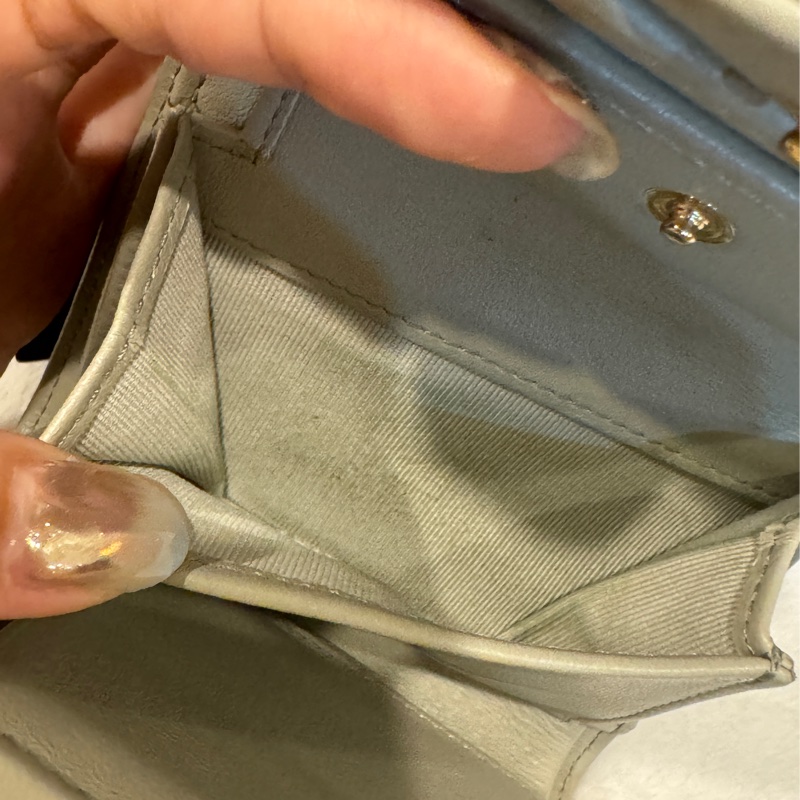 CHANEL 小羊皮 短夾 灰綠色-16