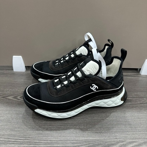 99新 Chanel 香奈兒黑白熊貓鞋40碼 cc logo 黑色運動鞋 男女同款