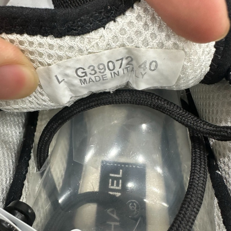 99新 Chanel 香奈兒黑白熊貓鞋40碼 cc logo 黑色運動鞋 男女同款-13