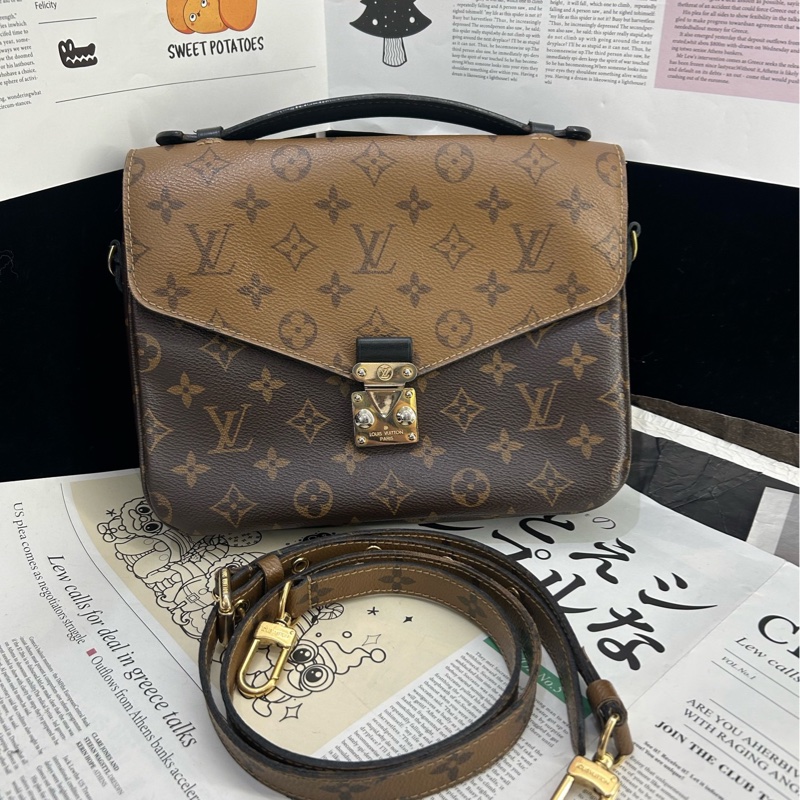 95新LV路易威登 老花拼色郵差包 18年編碼 附件：肩帶 防塵袋-0