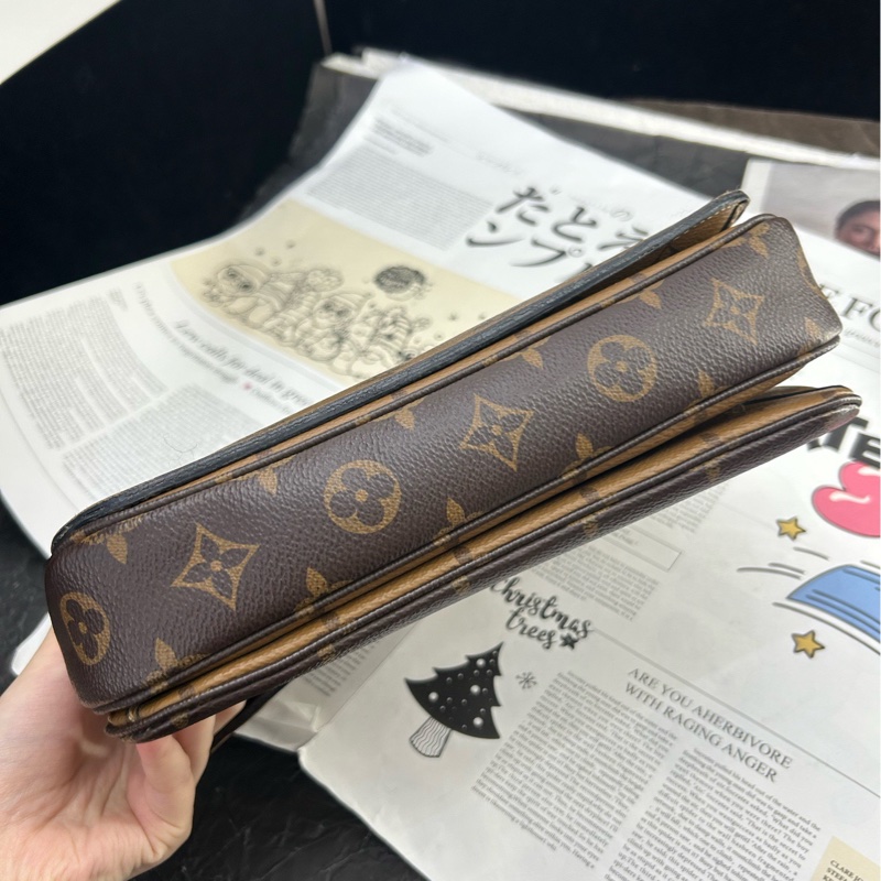 95新LV路易威登 老花拼色郵差包 18年編碼 附件：肩帶 防塵袋-3