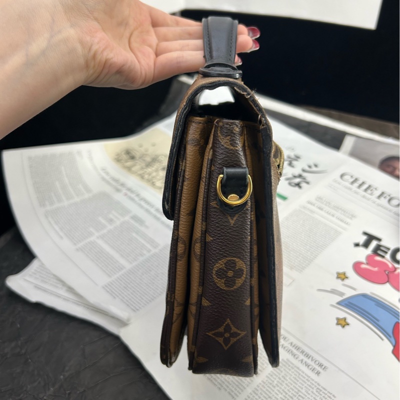 95新LV路易威登 老花拼色郵差包 18年編碼 附件：肩帶 防塵袋-6