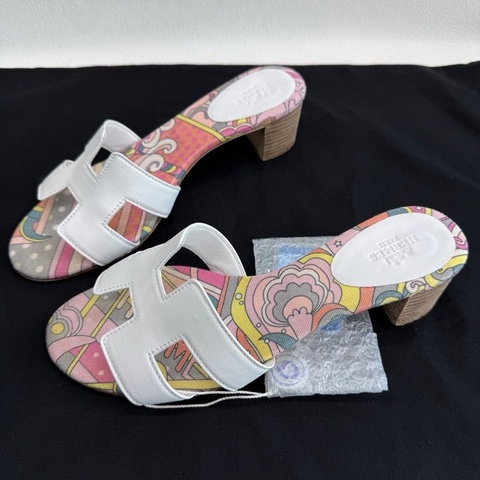 HERMES 愛馬仕 Oasis 小牛皮印花拖鞋 白色 中跟 37碼