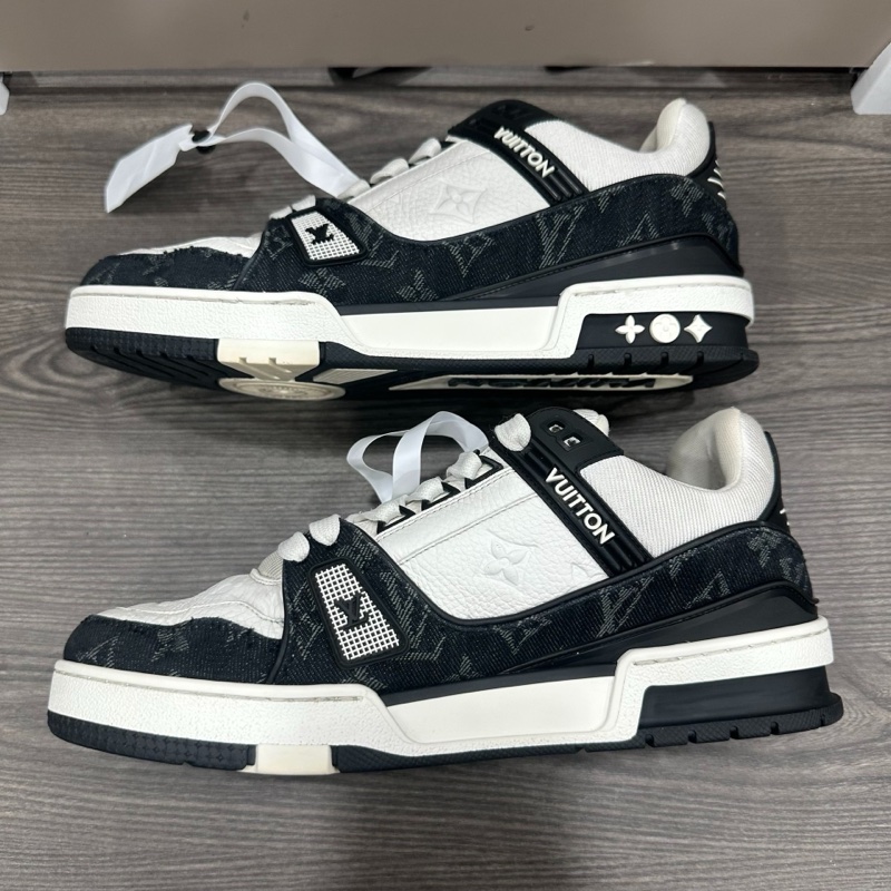 98🆕Louis Vuitton LV Trainer熊猫男士运动鞋40.5-2