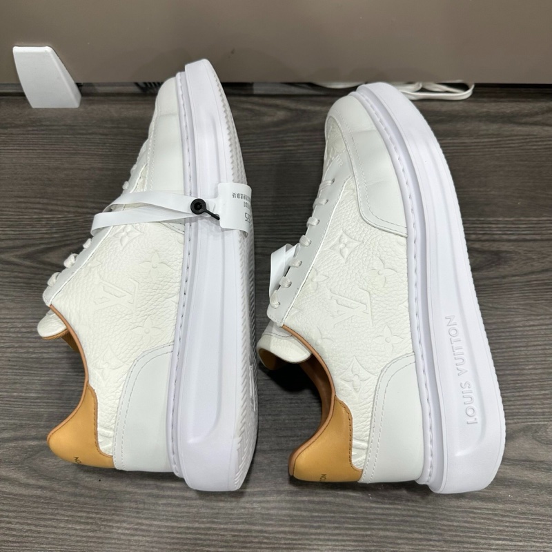 99新閑置品 LV 印花logo 小白鞋 松糕鞋 39.5碼 =5.5碼 男女可穿-3