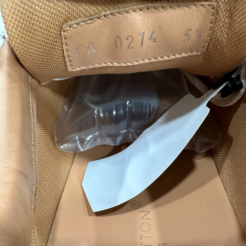 99新閑置品 LV 印花logo 小白鞋 松糕鞋 39.5碼 =5.5碼 男女可穿-12