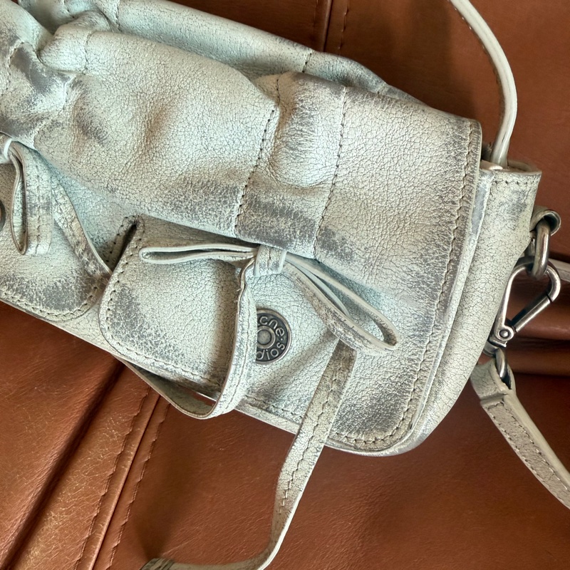 Acne Studios蝴蝶結小包包-3