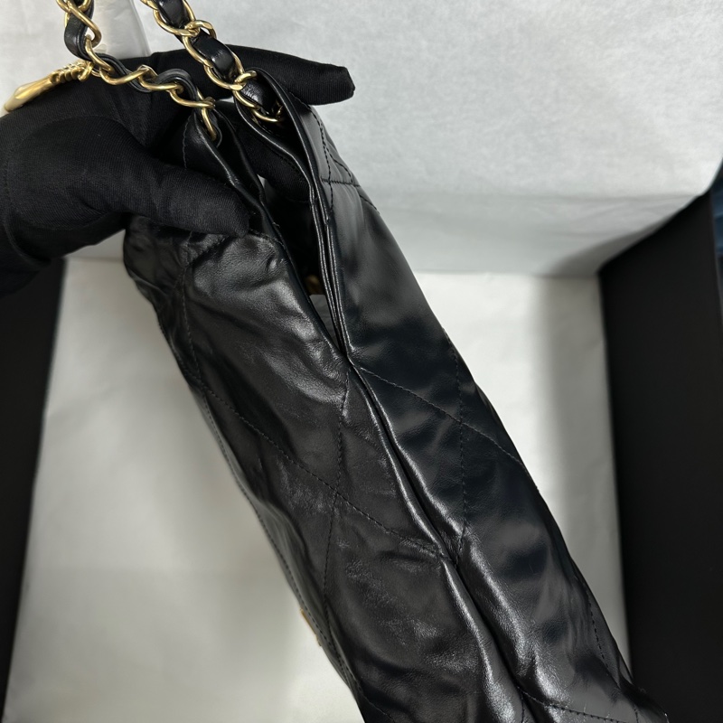 #全新全配🈶購證 香奈兒黑金22bag垃圾袋小號 芯片款-4