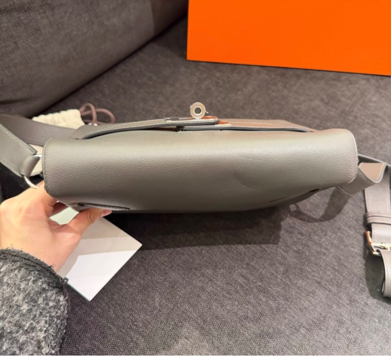 HERMES Kelly 27 銀扣 Evercolor小牛皮 斜挎包27 PM 小號 C6 灰綠色 年份：W刻-2