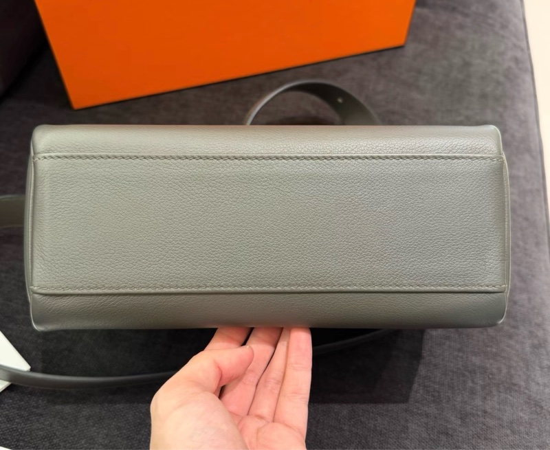 HERMES Kelly 27 銀扣 Evercolor小牛皮 斜挎包27 PM 小號 C6 灰綠色 年份：W刻-3