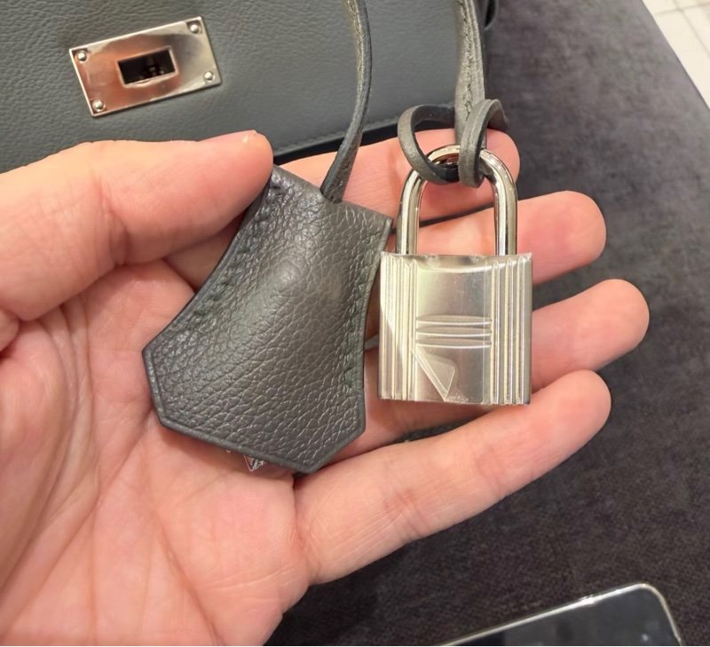 HERMES Kelly 27 銀扣 Evercolor小牛皮 斜挎包27 PM 小號 C6 灰綠色 年份：W刻-5