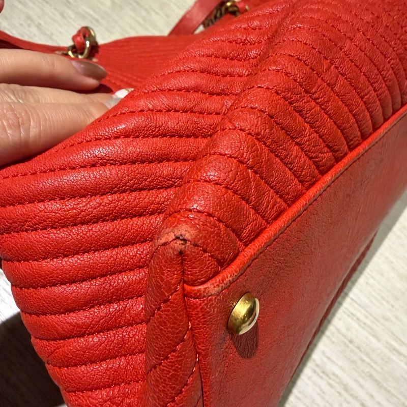 Chanel 紅金山形紋托特包肩背包-7