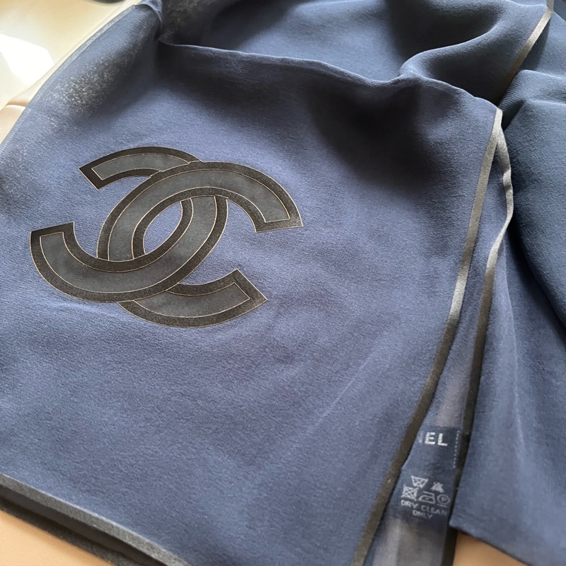 CHANEL 深黑藍色絲巾-6