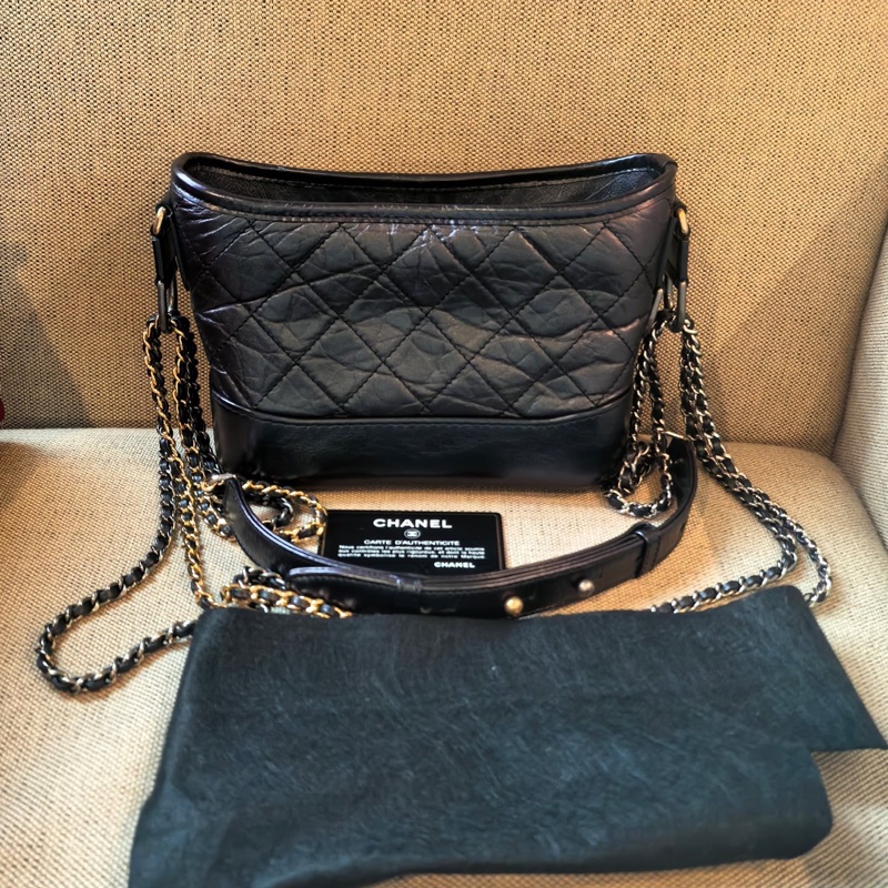 Chanel香奈兒 Gabrielle系列 黑色人魚姬菱格流浪包小號鏈條單肩斜挎包 27開有卡 尺寸15×8×20。-0