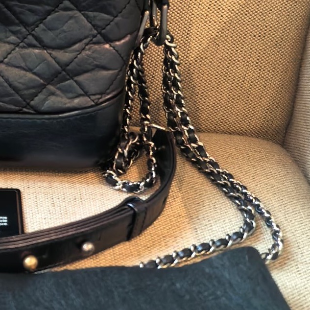Chanel香奈兒 Gabrielle系列 黑色人魚姬菱格流浪包小號鏈條單肩斜挎包 27開有卡 尺寸15×8×20。-4