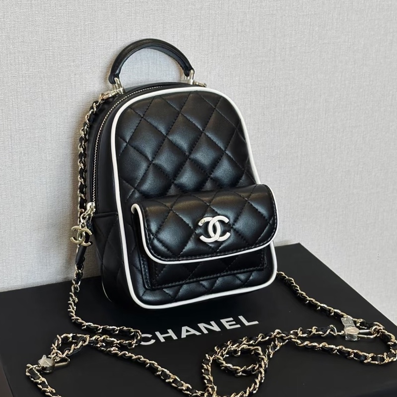 CHANEL香奈兒25P新款熊貓包/黑白漫畫小書包-10