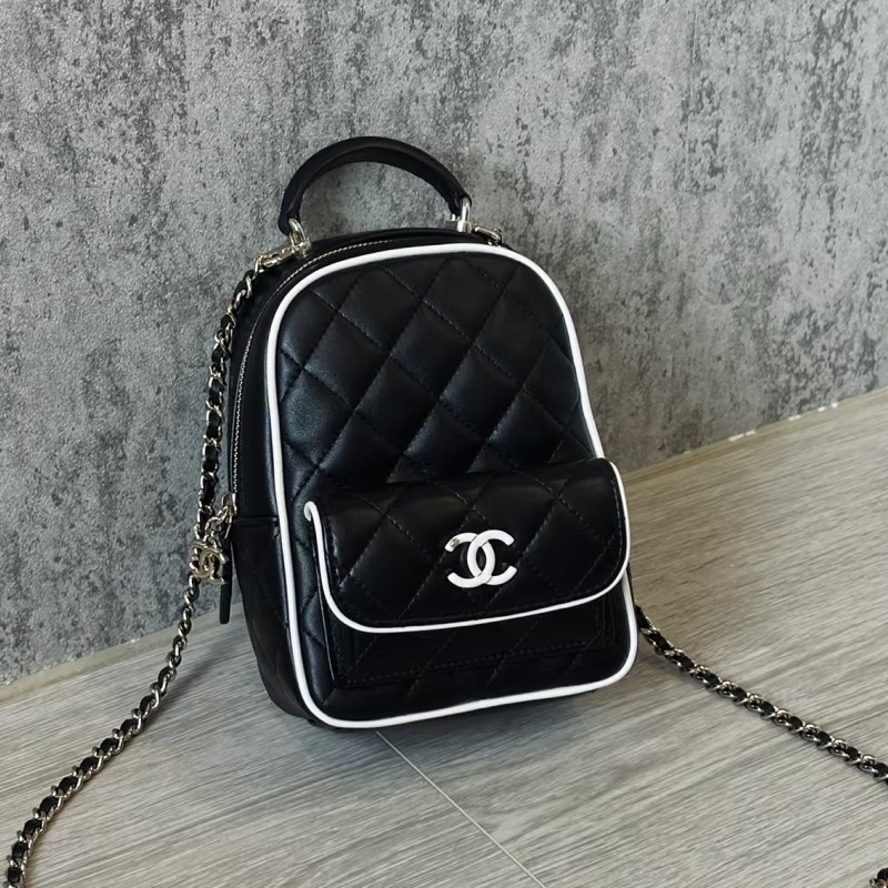 CHANEL香奈兒25P新款熊貓包/黑白漫畫小書包-12