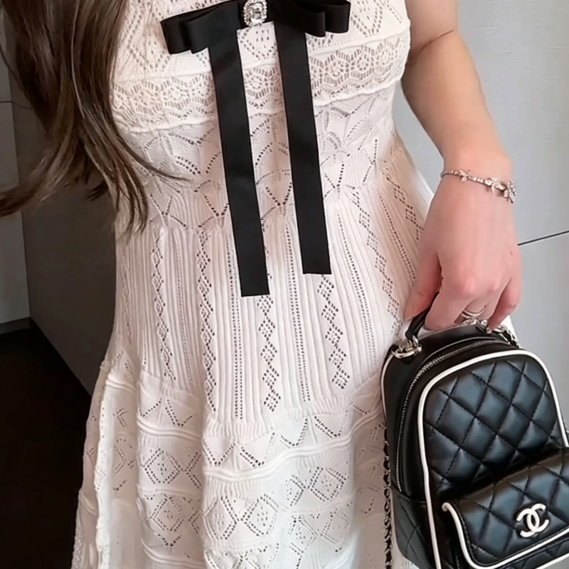 CHANEL香奈兒25P新款熊貓包/黑白漫畫小書包-35