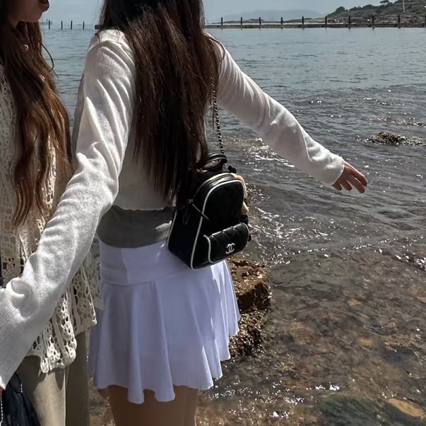 CHANEL香奈兒25P新款熊貓包/黑白漫畫小書包-37