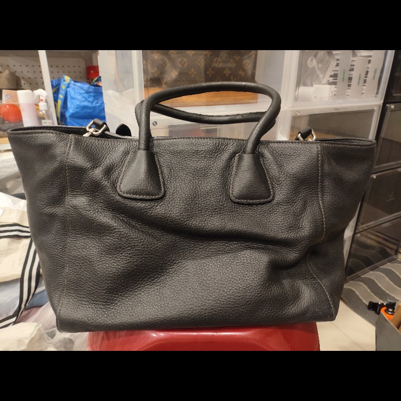 Prada 黑色荔枝紋真皮兩用托特包｜手提肩背皆可｜大容量通勤包-2
