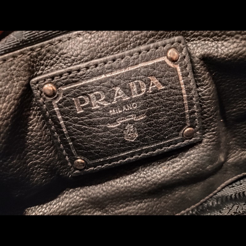 Prada 黑色荔枝紋真皮兩用托特包｜手提肩背皆可｜大容量通勤包-14