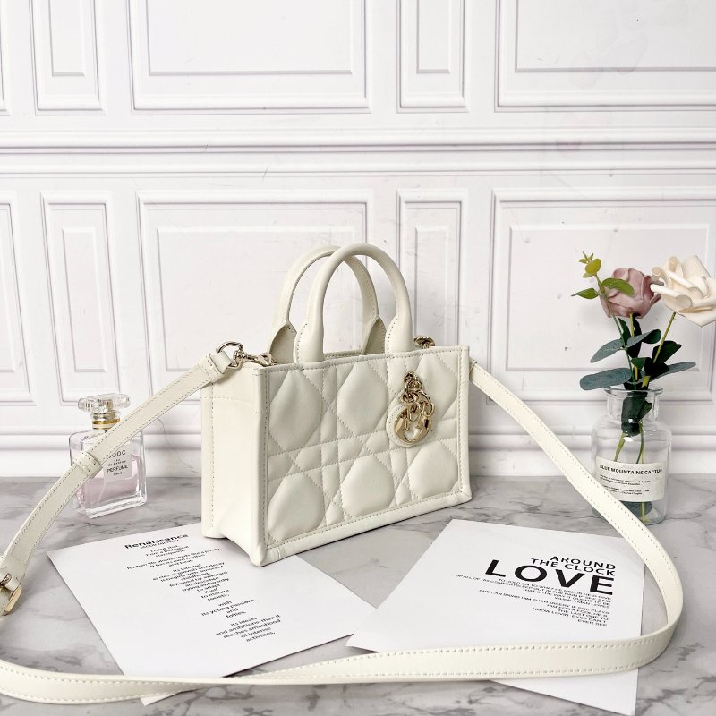 ️Dior book奶白色金扣新款 mini tote斜背手提包 21.5×7.5×13cm 98新配件塵袋 肩帶-3