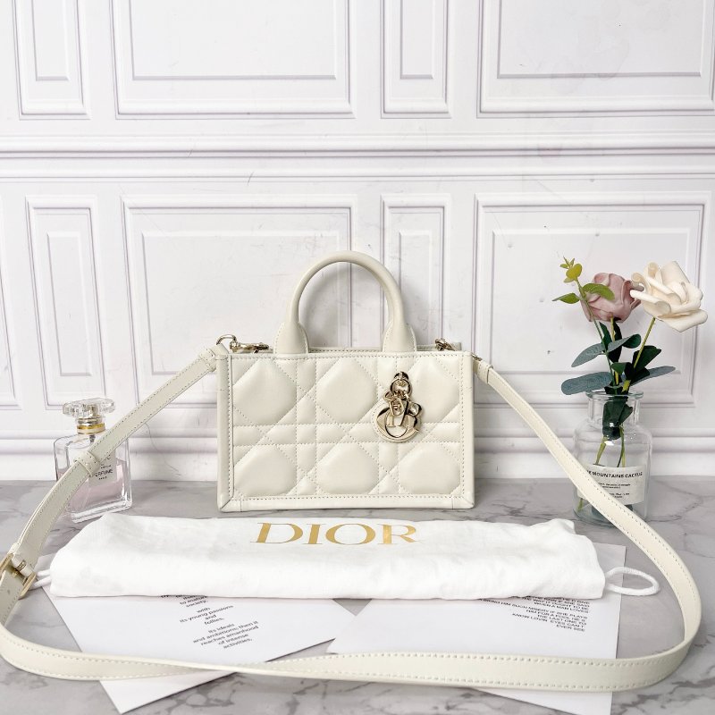 ️Dior book奶白色金扣新款 mini tote斜背手提包 21.5×7.5×13cm 98新配件塵袋 肩帶-4