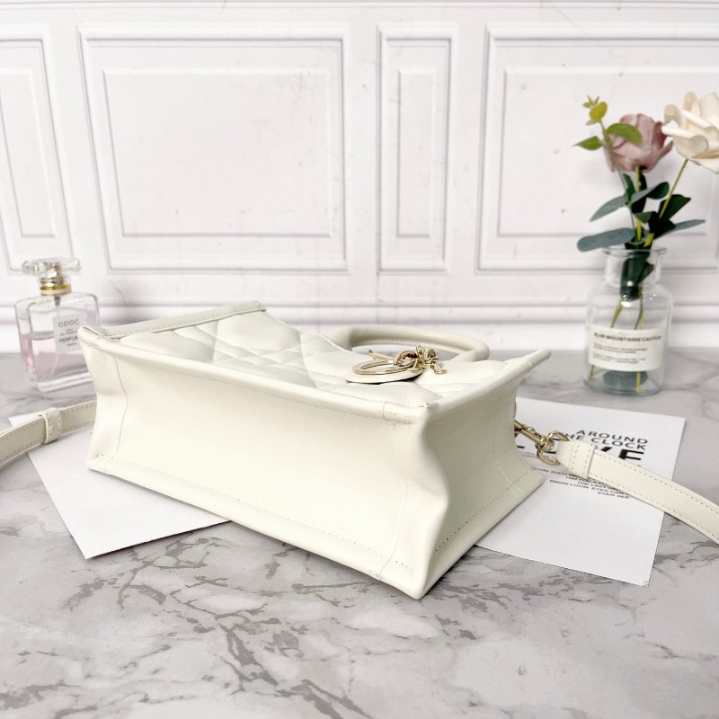 ️Dior book奶白色金扣新款 mini tote斜背手提包 21.5×7.5×13cm 98新配件塵袋 肩帶-5