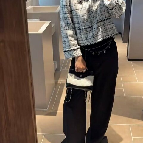 CHANEL 24B黑白熊貓拼色31Bag nano肩背斜背手提包 20.5×3.5×17cm 98新配件塵袋
