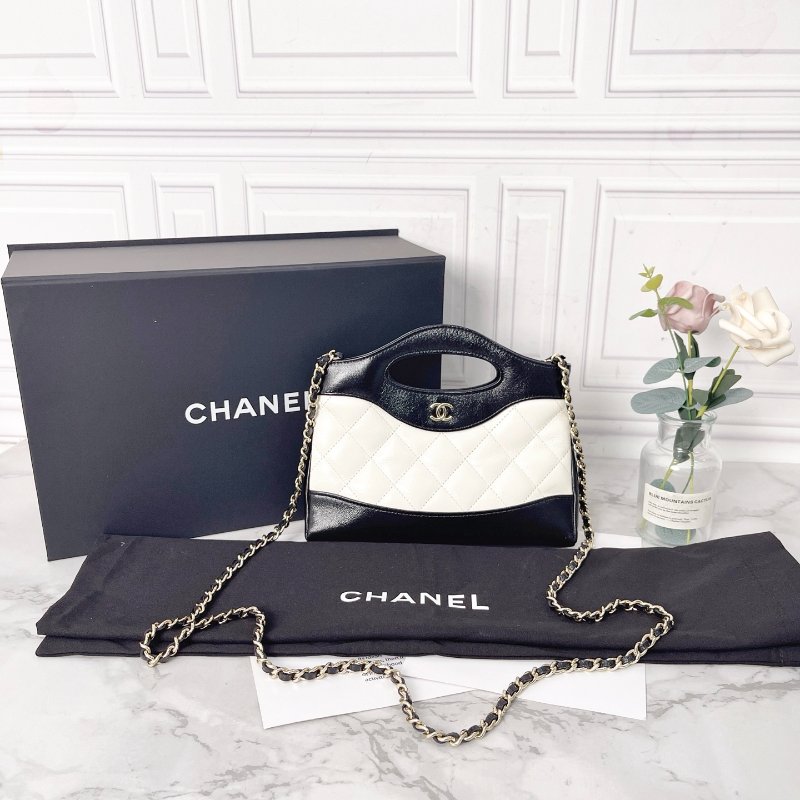 CHANEL 24B黑白熊貓拼色31Bag nano肩背斜背手提包 20.5×3.5×17cm 98新配件塵袋-1