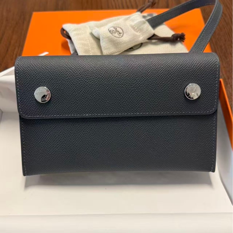 Hermes snap wallet 石板灰 銀扣 K刻  長盒子 男女適用-0